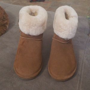 Bearpaw boots faux fur ankle boots size 9